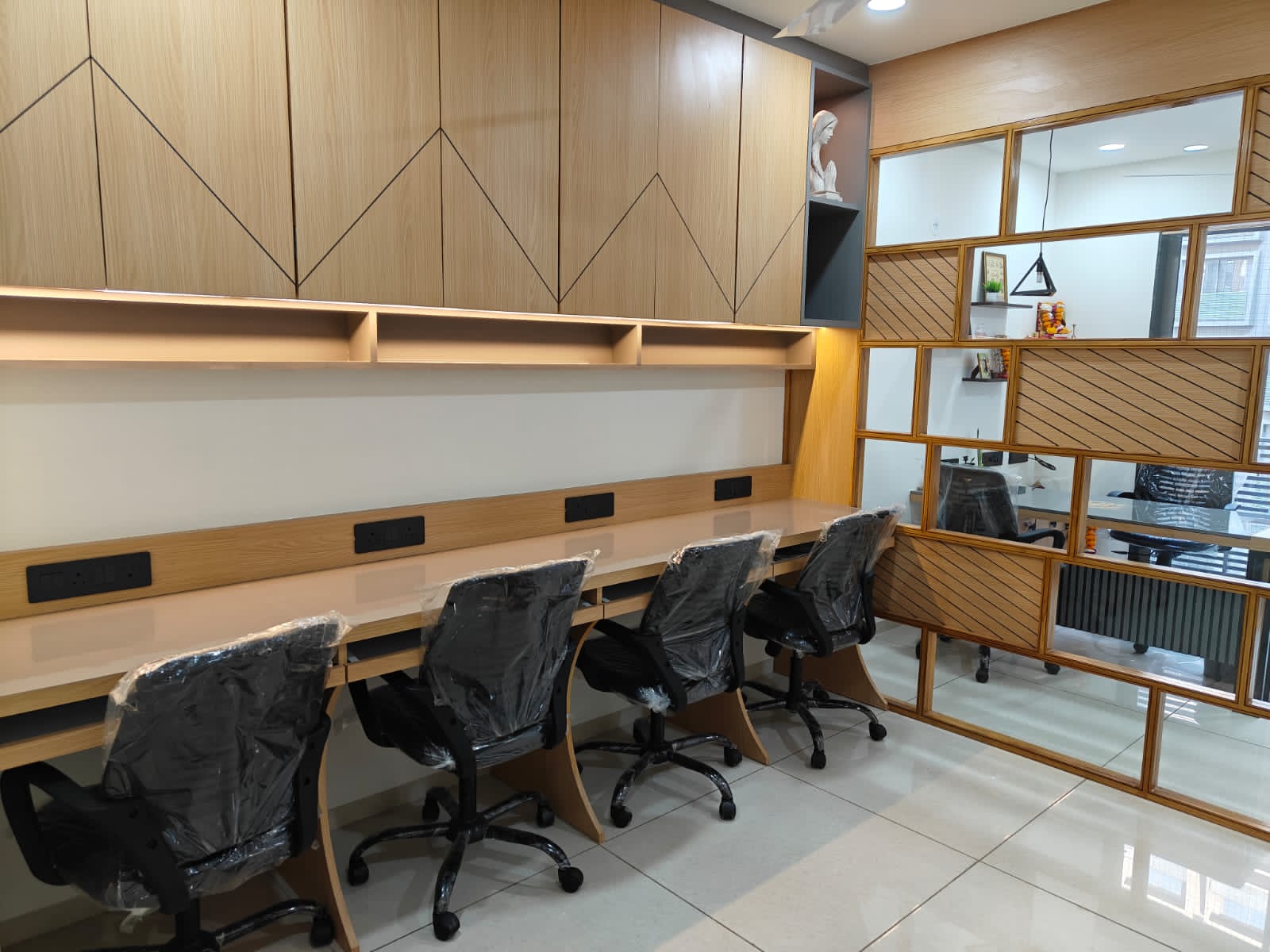 Comercial office, flat